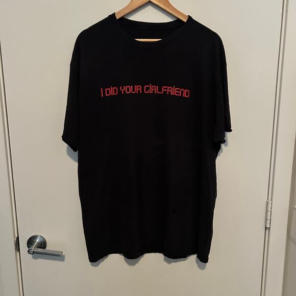 GirlFriend Tee - Picture 4 of 4